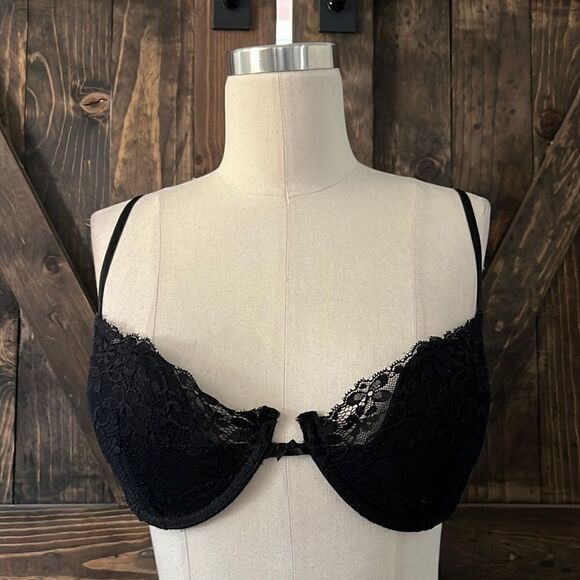 Victoria's Secret Other - Victoria’s Secret vintage black under padded bra Sz-36C